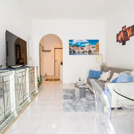 Popcornhousenomentana *