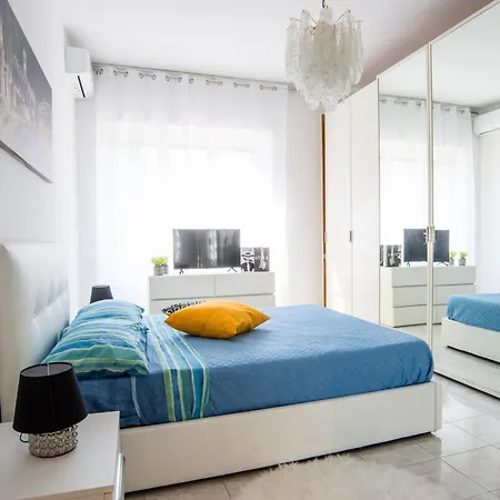 Popcornhousenomentana * רומא